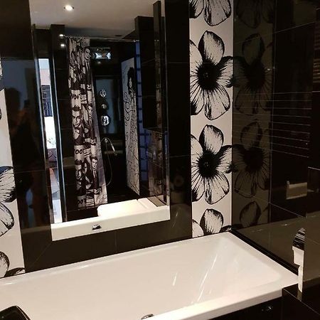 Sloneczny Apartment Kielce Luaran gambar